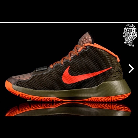 Nike Zoom KDTrey5 Kevin Duran 62 Sz 9.5 Men Green - Picture 7 of 8